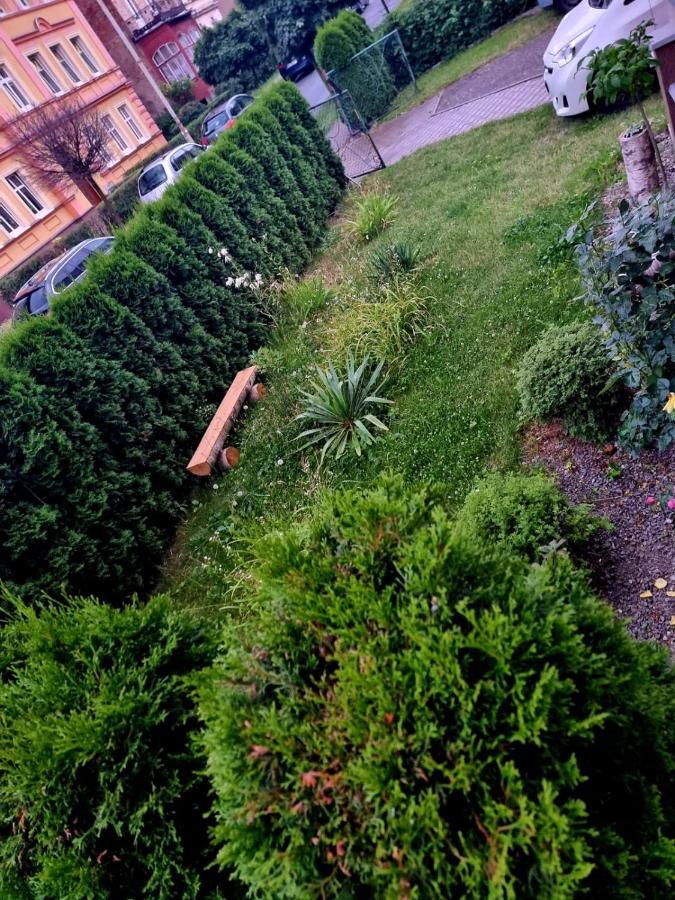 Apartament Lux Lemon Jelenia Gora Exterior photo