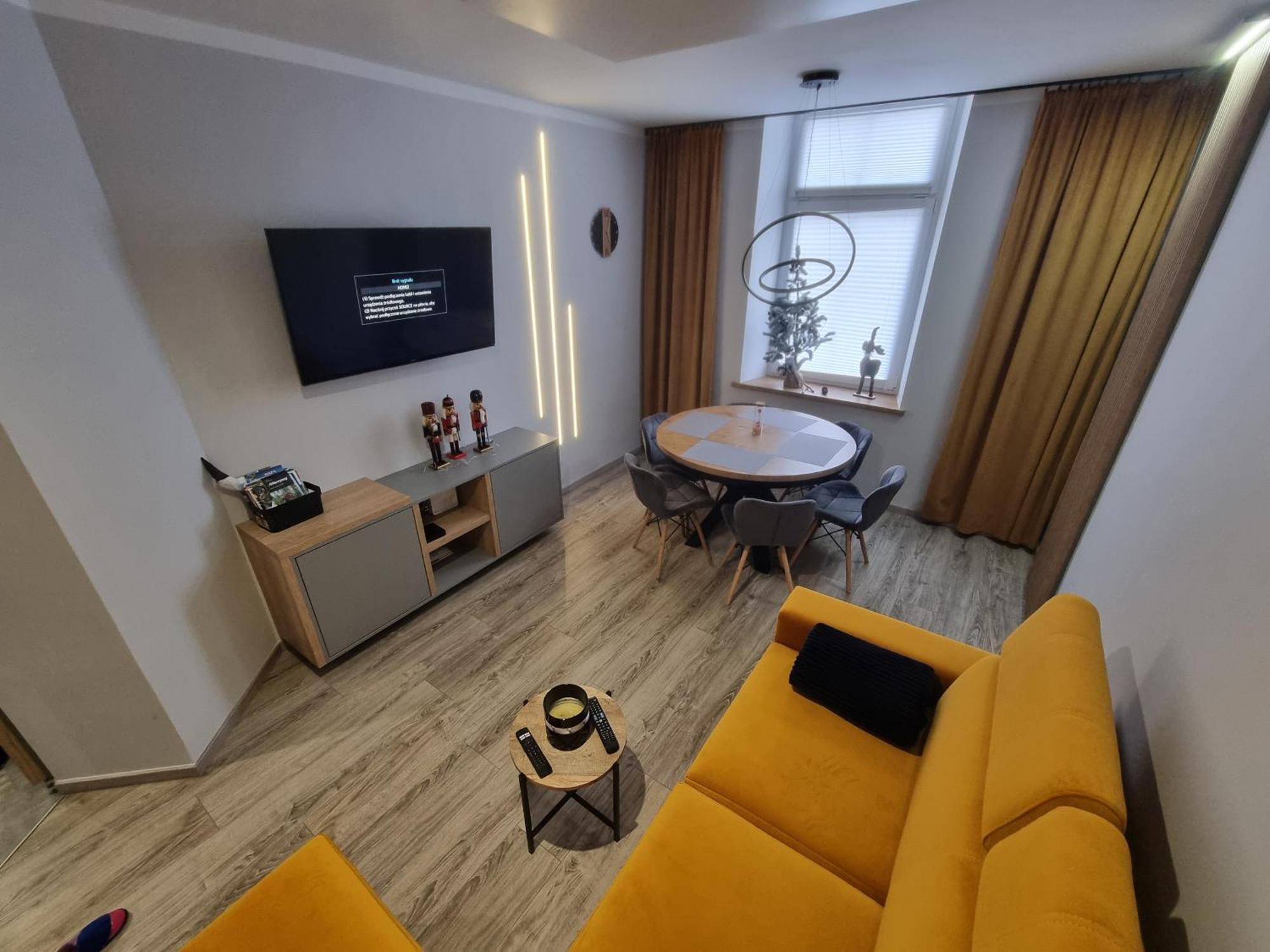 Apartament Lux Lemon Jelenia Gora Exterior photo